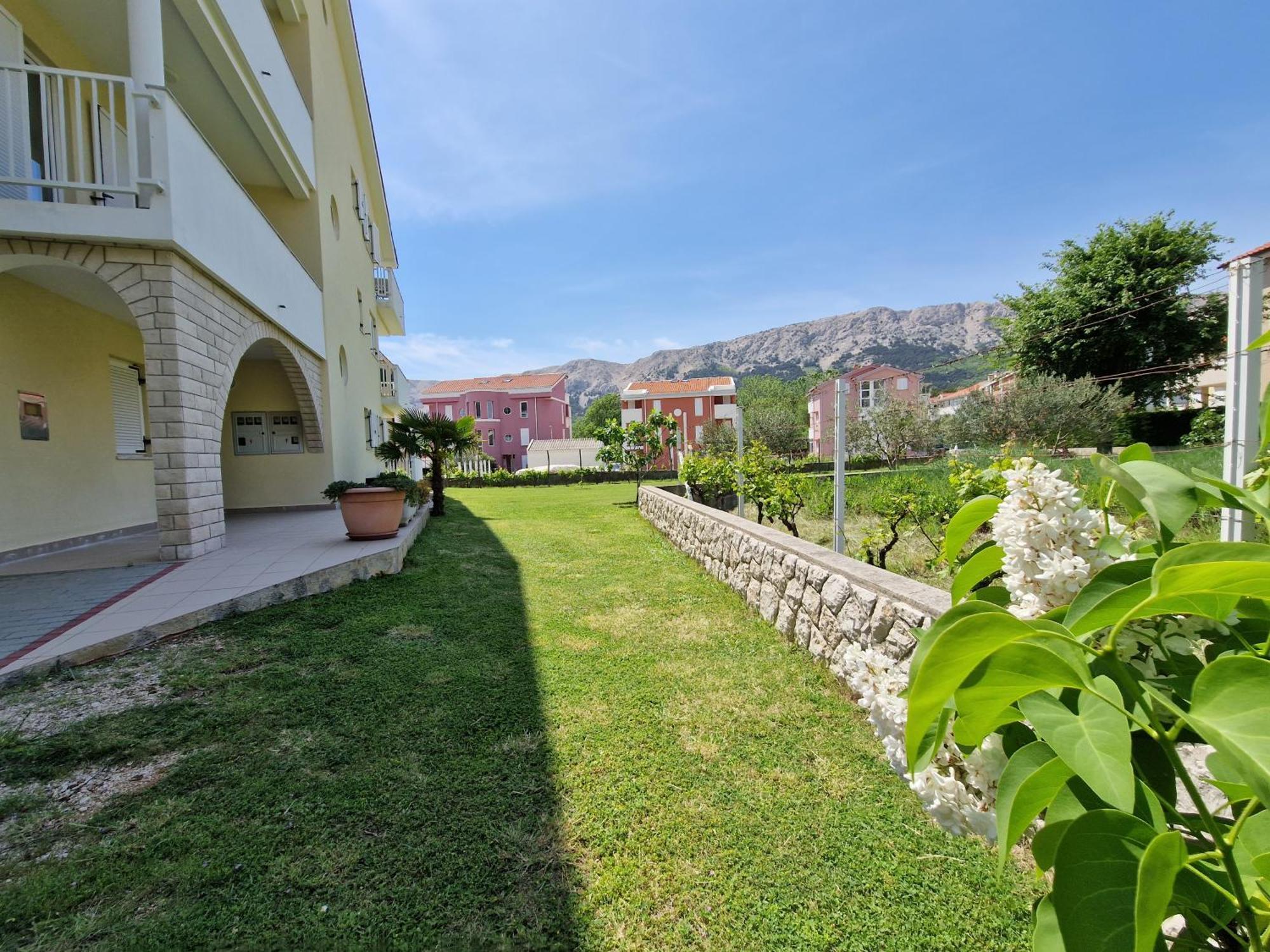 Apartments Josipa Baska  Exterior photo